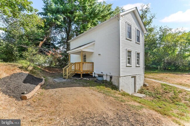 property at 179 W Street Rd