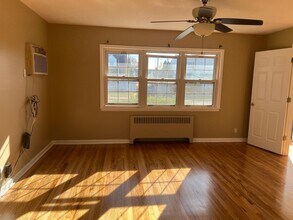 243 Lee Ave in Hicksville, NY - Building Photo - Building Photo