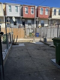 721 N Streeper St photo'