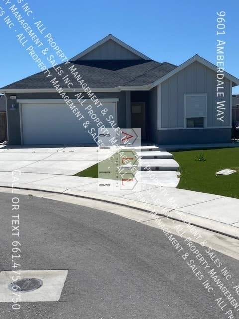 9601 Amberdale Wy in Bakersfield, CA - Building Photo - Building Photo