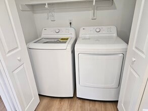 3610 Woodside Ct in Hopewell, VA - Building Photo - Building Photo