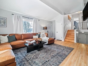 676 Treeside Dr, Unit SI ID1496089P in Akron, OH - Building Photo - Building Photo