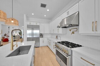 12554 Nautilus Cir in Palm Beach Gardens, FL - Foto de edificio - Building Photo