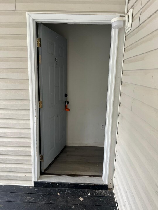 1901 Airport Rd in Conway, SC - Building Photo