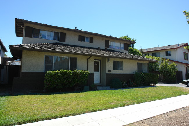 1122 Leigh Ave in San Jose, CA - Foto de edificio - Building Photo