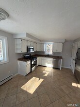 610 Ives Row in Cheshire, CT - Building Photo - Building Photo