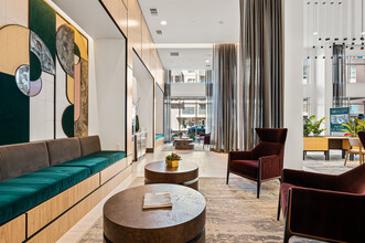 Luxia Gallery House South in Dallas, TX - Foto de edificio - Interior Photo
