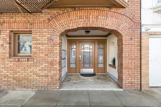 5431 California in San Francisco, CA - Building Photo - Building Photo