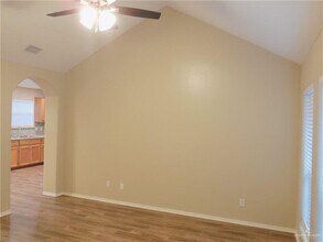 4220 Eagle Ave in McAllen, TX - Building Photo - Building Photo