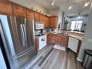2836 Esmerelda Dr in Bullhead City, AZ - Building Photo - Building Photo