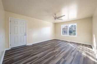 7824 Halyard Ct in Chesterfield, VA - Foto de edificio - Building Photo