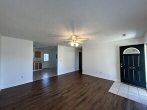 200 Henry St in Wilmington, NC - Building Photo - Building Photo