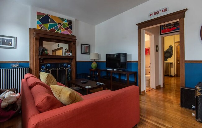 541 W Wrightwood Ave, Unit #2N in Chicago, IL - Building Photo - Building Photo