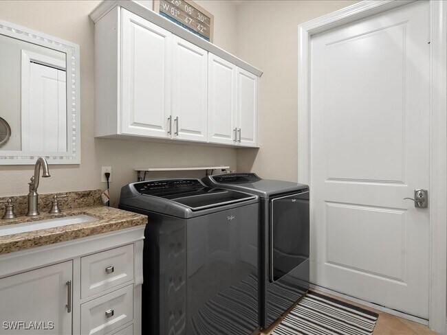 property at 1534 Vintage Ln