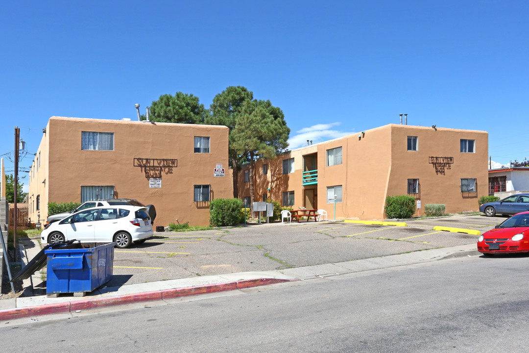 3423-3425 Smith Ave SE in Albuquerque, NM - Building Photo