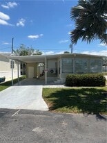 777 Walkerbilt Rd in Naples, FL - Building Photo