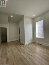 396 Barton St E in Hamilton, ON - Building Photo - Building Photo