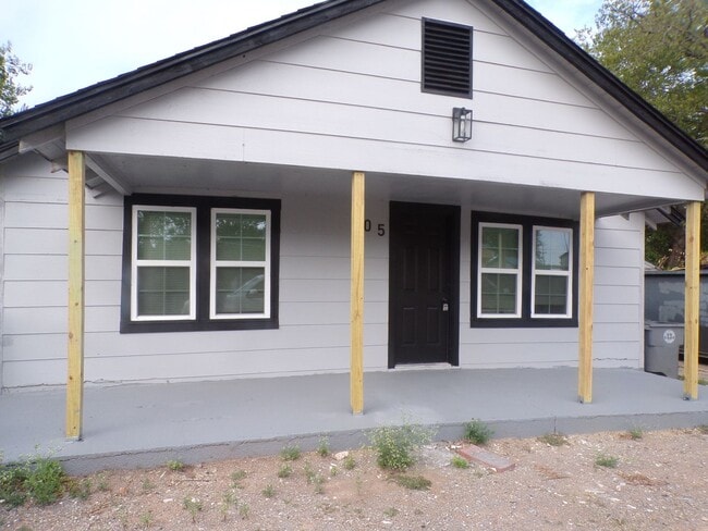 property at 105 SW 19th St