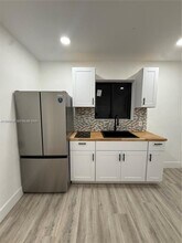 5413 SW 23rd St in West Park, FL - Building Photo - Building Photo