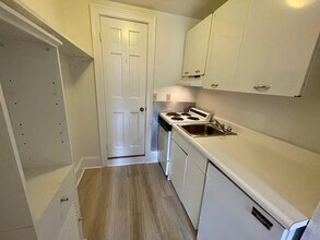 227 Marlborough St, Unit 8 in Boston, MA - Building Photo - Building Photo