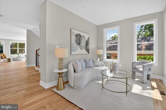 5310 Cathedral Ave NW in Washington, DC - Building Photo - Building Photo