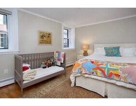 1A Joy St, Unit 2 in Boston, MA - Building Photo - Building Photo