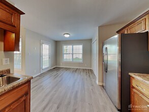 3759 S Cindy Jo Dr in Clarksville, TN - Building Photo - Building Photo