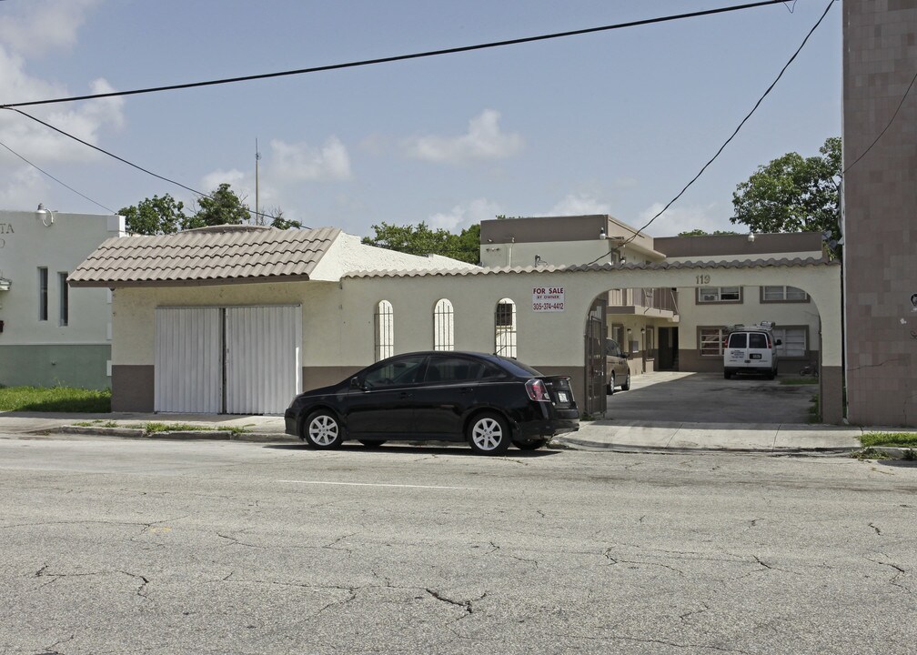 119 NW 29th St in Miami, FL - Building Photo