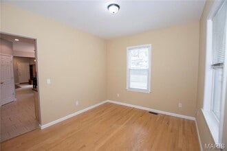 14 Jefferson Ave in Valley Park, MO - Foto de edificio - Building Photo