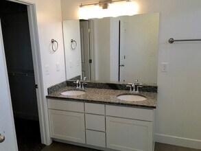 14713 Rising Star Way in Bluffdale, UT - Building Photo - Building Photo