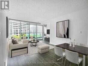 209 Fort York Blvd in Toronto, ON - Building Photo - Building Photo