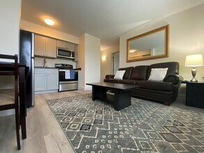 44 Montvale Avenue in Woburn, MA - Building Photo - Building Photo