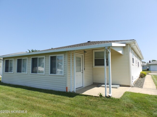 39 Eldorado St in Toms River, NJ - Building Photo - Building Photo