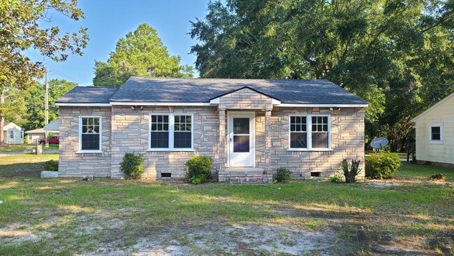 property at 5114 Sequoia Rd