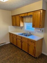 227 Crab Creek Rd in Hendersonville, NC - Building Photo - Building Photo