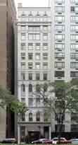 807 Park Ave in New York, NY - Building Photo