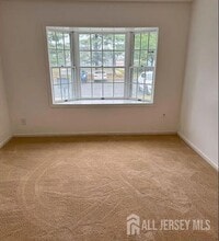 314 Edpas Rd in New Brunswick, NJ - Building Photo - Building Photo