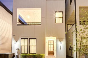 2808 Grand Fountains Dr in Houston, TX - Building Photo