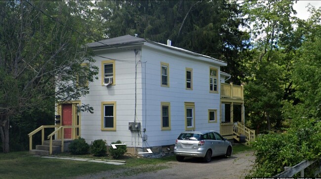 70 W University St, Unit 1