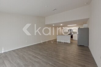 9120 Aegean Cir in Lehigh Acres, FL - Foto de edificio - Building Photo