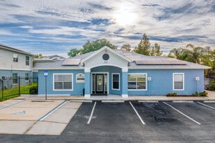 Dunwoodie Place Apartments in Orlando, FL - Building Photo