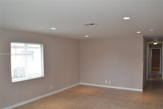 833 SW 14th St in Fort Lauderdale, FL - Building Photo - Building Photo