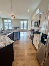 5058 Pandit Dr in Bettendorf, IA - Building Photo - Building Photo