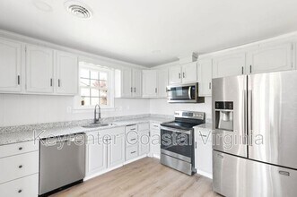 518 Clay St in Wakefield, VA - Building Photo - Building Photo