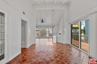 112 Fleet St in Marina Del Rey, CA - Building Photo - Building Photo