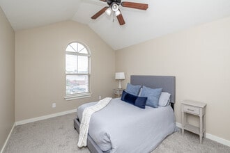 The Villas at Audubon Townhomes in Maumelle, AR - Building Photo - Interior Photo