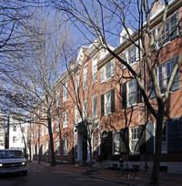 1023-1025 Clinton St in Philadelphia, PA - Foto de edificio - Building Photo