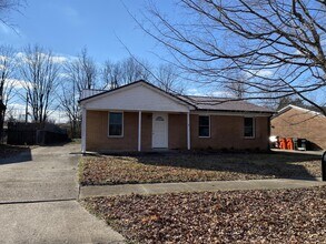 142 Airview Dr in Elizabethtown, KY - Building Photo - Building Photo