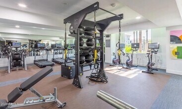 20350 N 7th Ave, Unit 1 in Phoenix, AZ - Foto de edificio - Building Photo