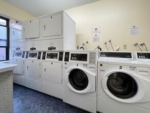 145 Englewood Ave, Unit 25 in Boston, MA - Building Photo - Building Photo